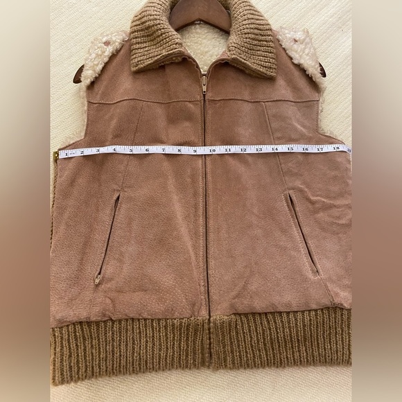 Banff Ltd Suede Vest Sweater Bee Women’s Size Medium - Picture 6 of 7